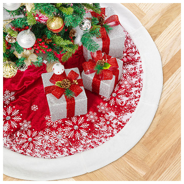 Christmas Tree Skirt  48 Inches Xmas Tree Mat with Snowflake Pattern  Plush Faux Fur Christmas Tree Skirt for for Merry Christmas Decor & Holiday Decorations